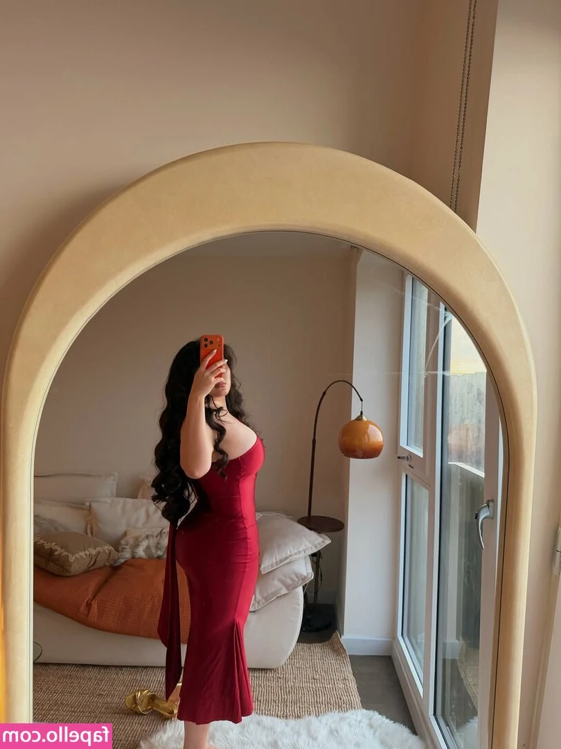 Abbiee Zhang [ abbiee-zhang ] - EVERYONE with auto-renew or a multi month sub bundle will get some
