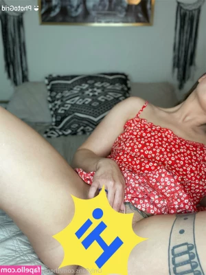 thereallauracroftfree - Yeah... Open it and relax