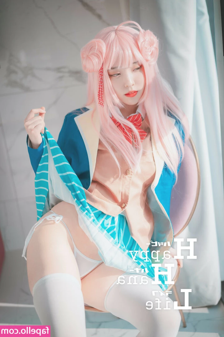 Hana Song [ hana-song ] - Face or tiddies?