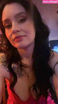 Sweet Girl [ sweet-girl ] - Hotter than a middle Eastern climate 🔥🥵