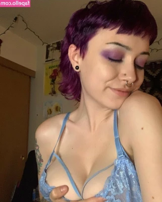Bratbunnybby - The sun came out ☀️