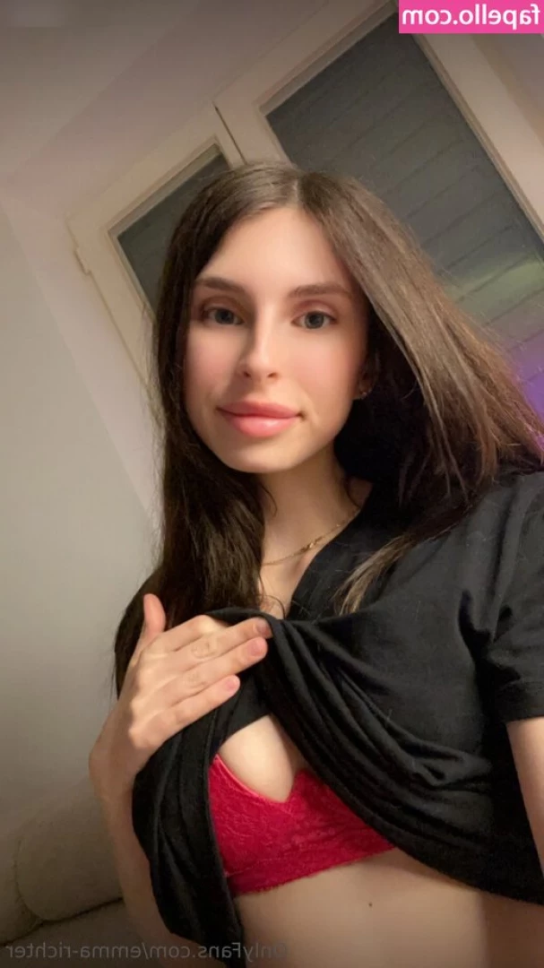 Emma Richter [ emma-richter ] - Been traveling a lot amd haven t posted much so here is a treat for
