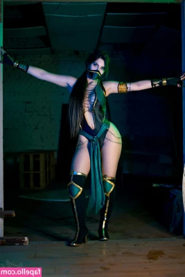 Danievedo [ danievedo-1 ] - Tie me up  daddy