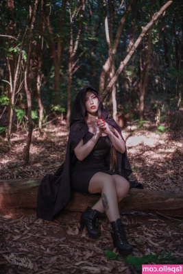 Danievedo [ danievedo-1 ] - Naughty or nice  I m definitely on the naughty list this year