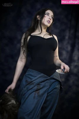 Danievedo [ danievedo-1 ] - Poison Ivy has entered the chat  Go check your inbox  Wanna see her