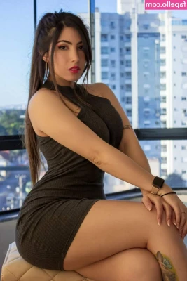Danievedo [ danievedo-1 ] - Sometimes I just want to be held  Other times  I want to be pinned 