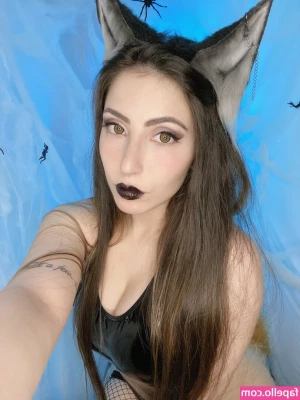 Danievedo [ danievedo-1 ] - excuse the dirty mirror
