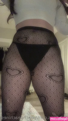 peachpeachiness - Don’t you wish you gave me this bred belly 😈🥵