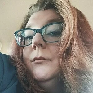 curvywhitechick_89