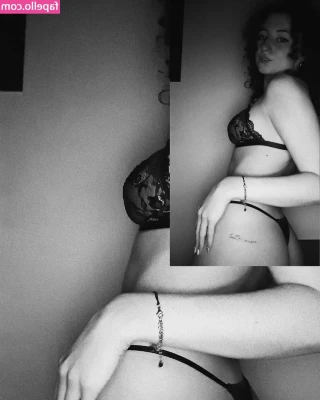 paulina_schimpf [ paulina-schimpf ] - If you were there - where would you start? 😈😏🫣  Time for one