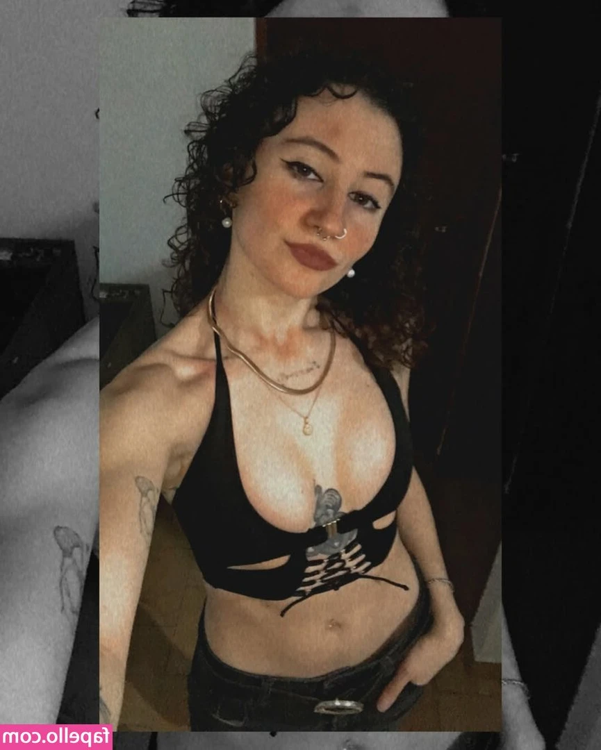 paulina_schimpf [ paulina-schimpf ] - Heres a more revealing vid than what I put in Twitter
