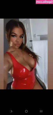 Kayleigh Thomsen [ kayleigh-thomsen-1 ] - happy weekend 🥰💋