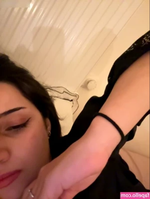 prettylilgirl - You think you could fit the whole thing inside your throat