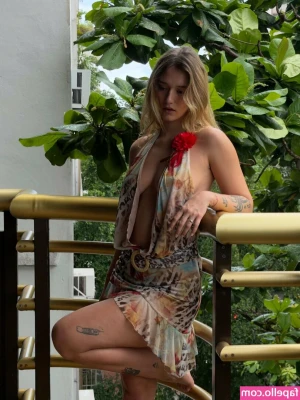 Gab Ferreira [ gab-ferreira ] - Massage & Anal training with @darthvaderdc Lol I was so horny I
