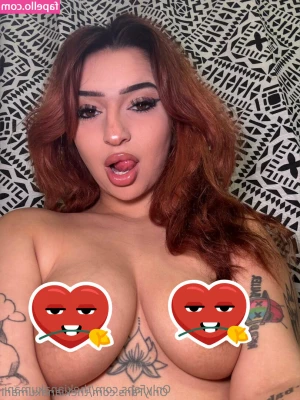 kianawyld - Im cold today. Slip under my blanket and lick me out