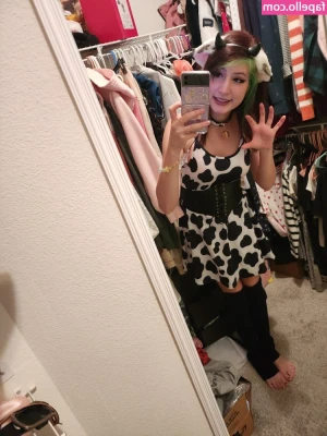 Bunimilk - I want all of your attention tonight, message me! 🥵