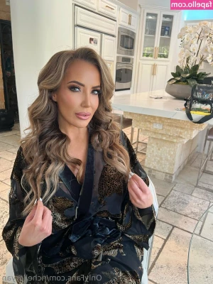 richelleryan [ richelleryan-1 ] - Cum and cuddle