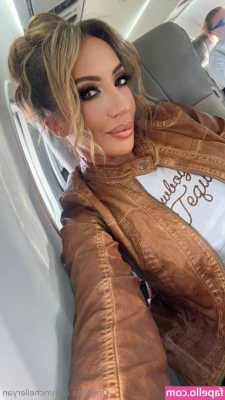 richelleryan [ richelleryan-1 ] - Trick or treat