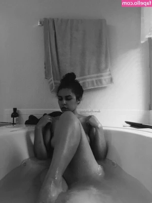 clearmind-healthybeing - Fingering my ass