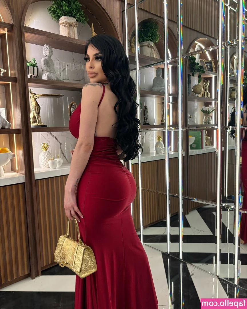 Alejandra Olivares [ alejandra-olivares ] - Want this full clip?!❤️‍🔥should I send it 🥵💥