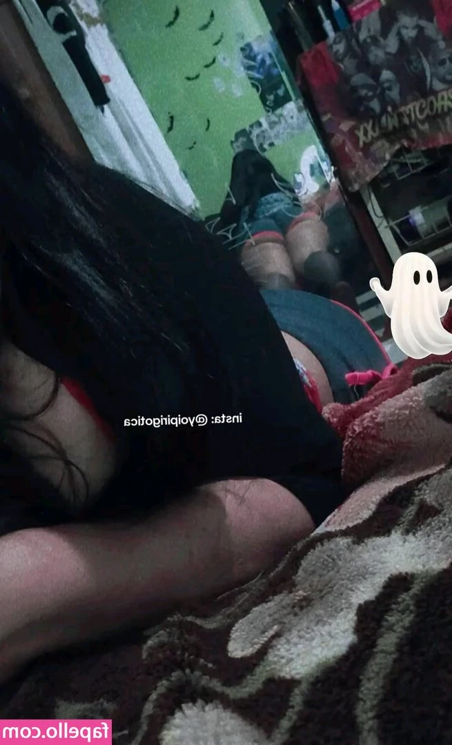 Pirigotica - turn on rebilling and message me for a custom clip! 💕