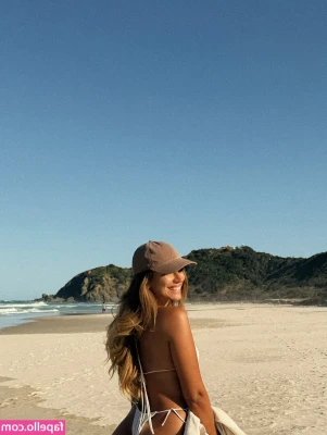 Pia Volckmann [ pia-volckmann ] - Do you want to see me crush with