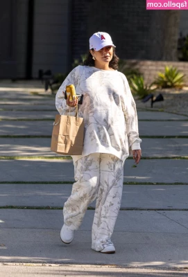 Vanessa Hudgens [ vanessa-hudgens-2 ] - Good Morning…💋💋💋Candy
