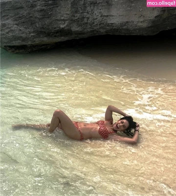 Vanessa Hudgens [ vanessa-hudgens-2 ] - It s snowing in Texas  Can I be your snow bunny