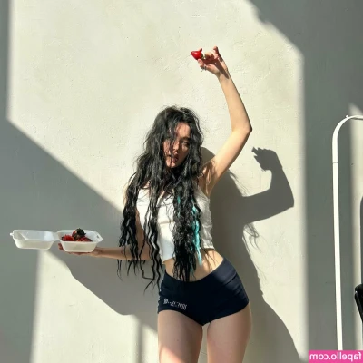 stttive - Are you going to keep me waiting babe! Head to my DMs #PRIVATEXXXSHOWS