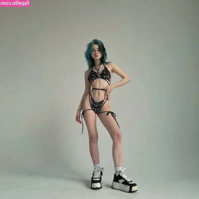 stttive - Premium Content Set
