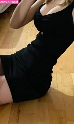hefxtom - There s nothing under my robe  except soft sexy skin I d love for you