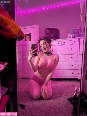 beebee - 🍑🍑🍑🍑🍑 Have a great weekend 😈