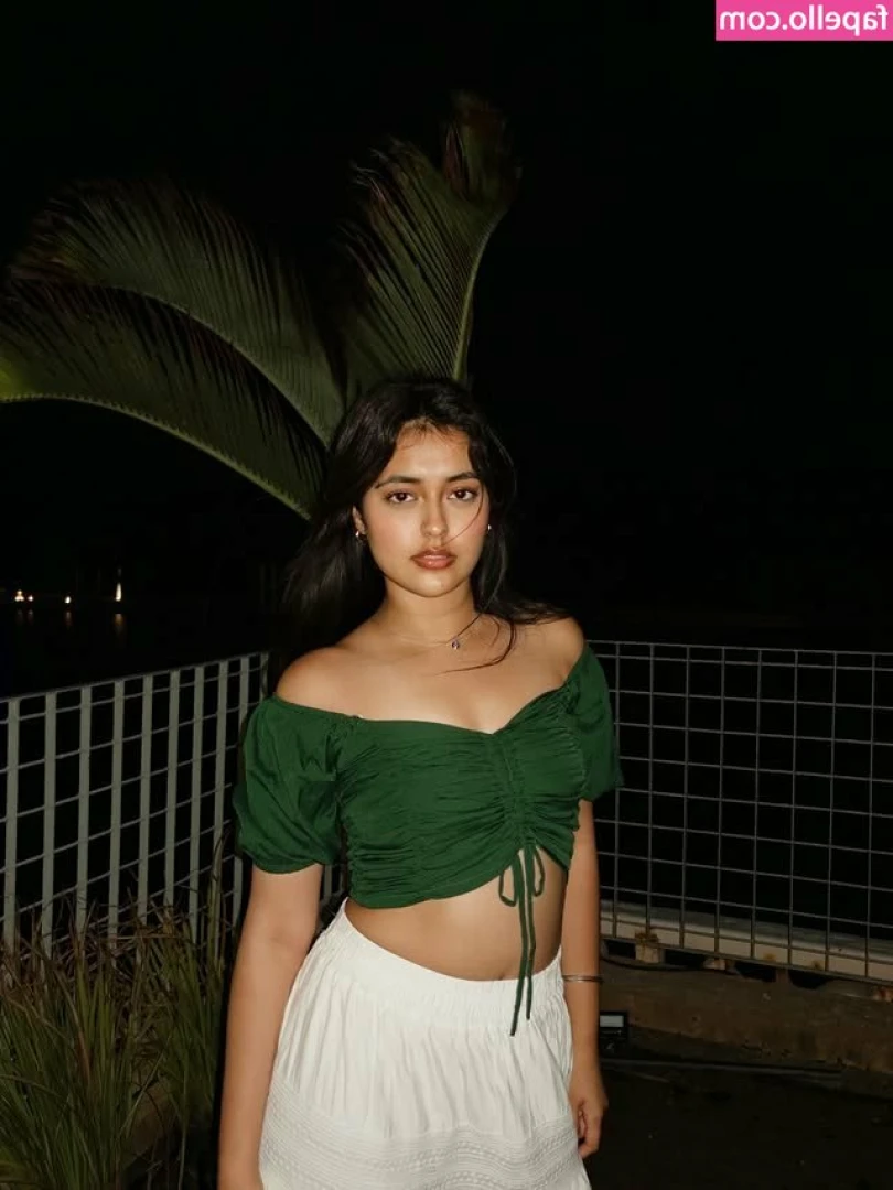Shivani Paliwal [ shivani-paliwal ] - Impromptu flash! 🙈