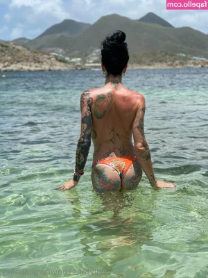 morganbailey - I just want to know where your tongue is going first