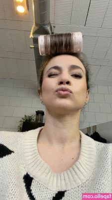 Laure Valée [ laure-valee ] - Hey guys! We're planning our content for tomorrow and we want to hear