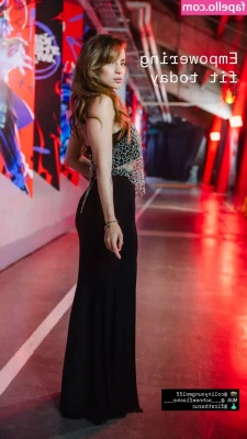 Laure Valée [ laure-valee ] - heyyy guys please tell me what you enjoy seeing the most on my feed! 