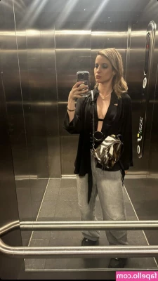Laure Valée [ laure-valee ] - how are today?😘