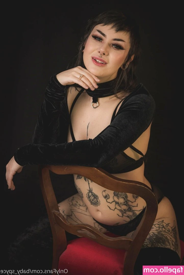 synthia_valentine [ synthia-valentine ] - Ready to get me from behind? 🥵
