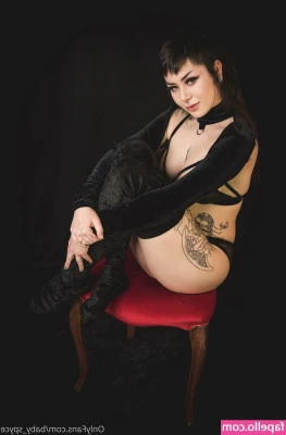 synthia_valentine [ synthia-valentine ] - Filming with @belladioor tomorrow! Super last minute so if I take any