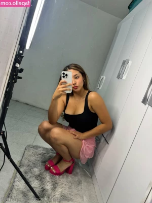 Cocopafeet - Hi Guys! I'm having a BUY 1 Get 1 Free sale all weekend! Unlock a