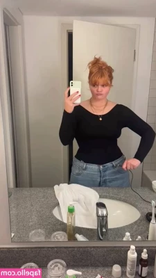 Sophie Passmann [ sophie-passmann ] - 𝘿𝘼𝙈𝙉  𝘐 𝘚𝘌𝘕𝘛 𝘠𝘖𝘜 𝘚𝘖𝘔𝘌