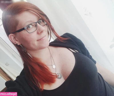 traumflauschmuschi - When I'm so sexy, does your cock get horny thinking it could fill my