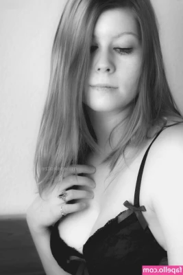 traumflauschmuschi - i m back  what u need