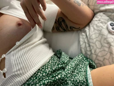 yourownerblair - You'll love this food fetish scene if you love me. And pizza. Lol. Go