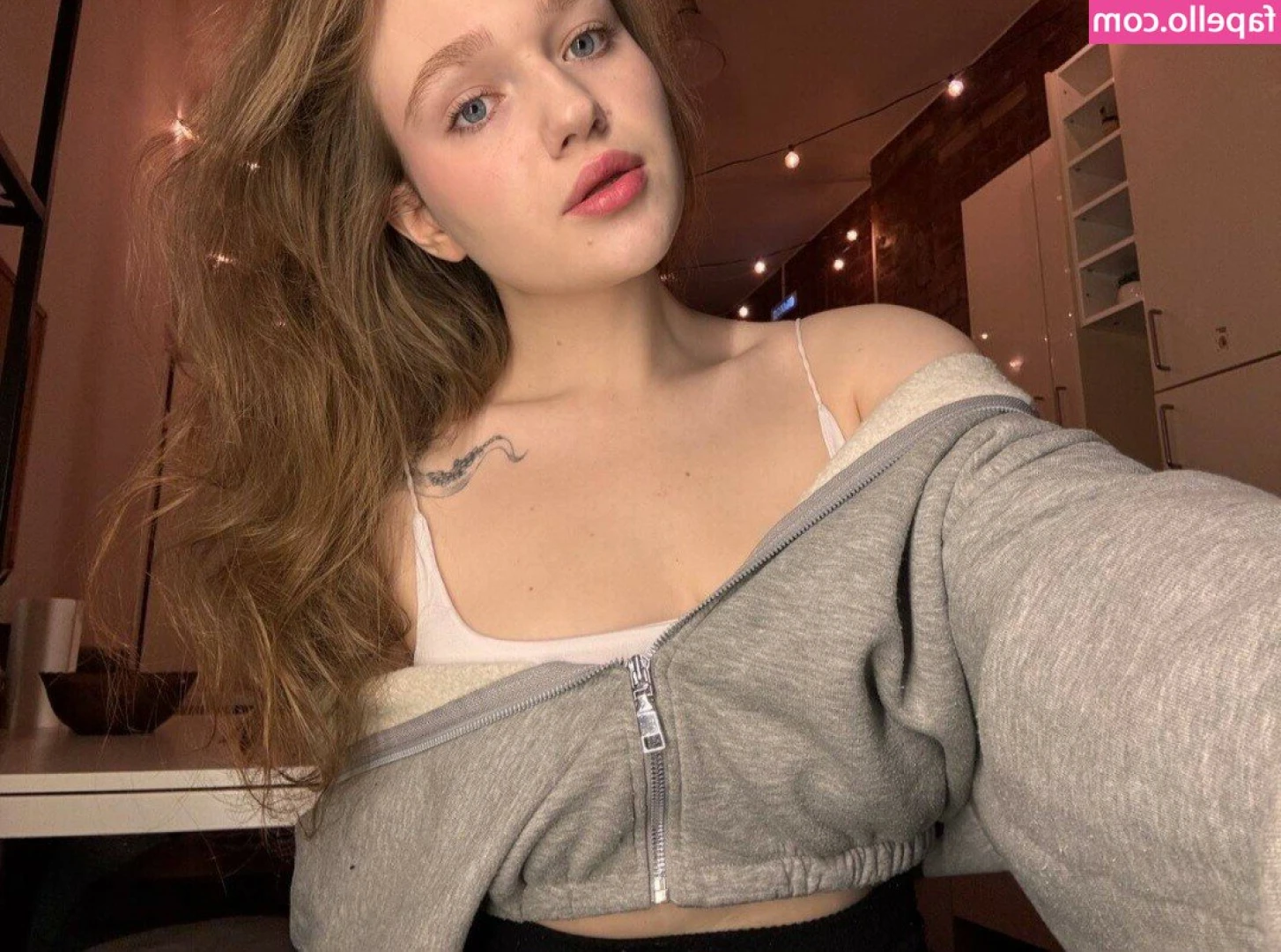 Russianwomam - I honestly have no words, I look like an angel sent from heaven to