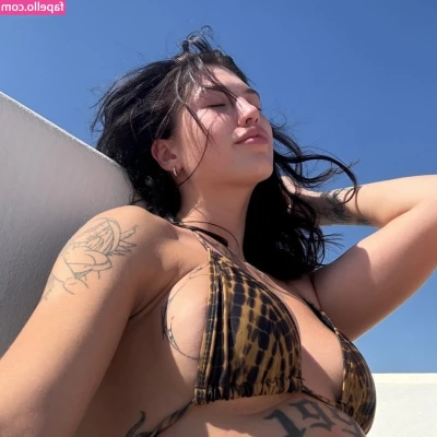 Lotta.m [ lotta-m ] - 🔥STUNNER ALERT🔥  @gracebunnyxo You’re missing out if you part 1