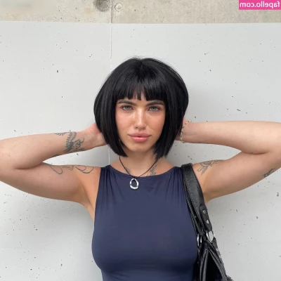 Lotta.m [ lotta-m ] - I never show my ass  but here it goes