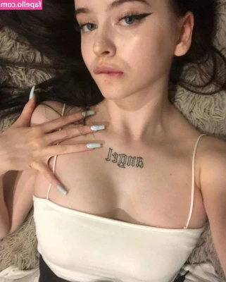 babytori - Come shower with me 🧼💦🚿 I need a helping hand or two, or