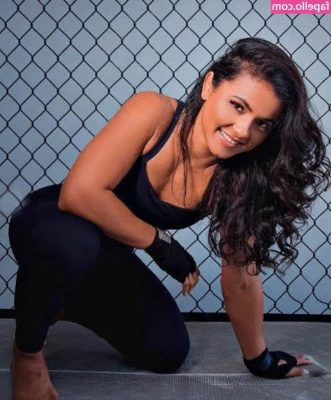 Natália Silva UFC [ natlia-silva-ufc ] - With this cold 🥶 weather my toes need to stay nice and warm! So