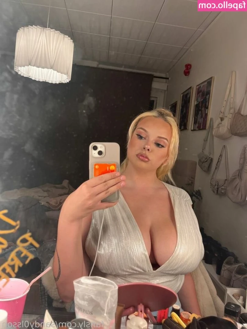 sandy0lsson - If you love these pictures send me a birthday tip to spoil me 😈